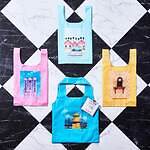 アフタヌーンティー・リビング"ウェス・アンダーソンの世界観”をグッズに、ロゴ入りボトルやエコバッグ｜写真12