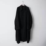 ブラン ワイエムのロングコート、コットンシルクのステンカラーコートや柔らかなアルパカアウター｜写真5