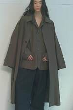 ブラン ワイエムのロングコート、コットンシルクのステンカラーコートや柔らかなアルパカアウター｜写真6