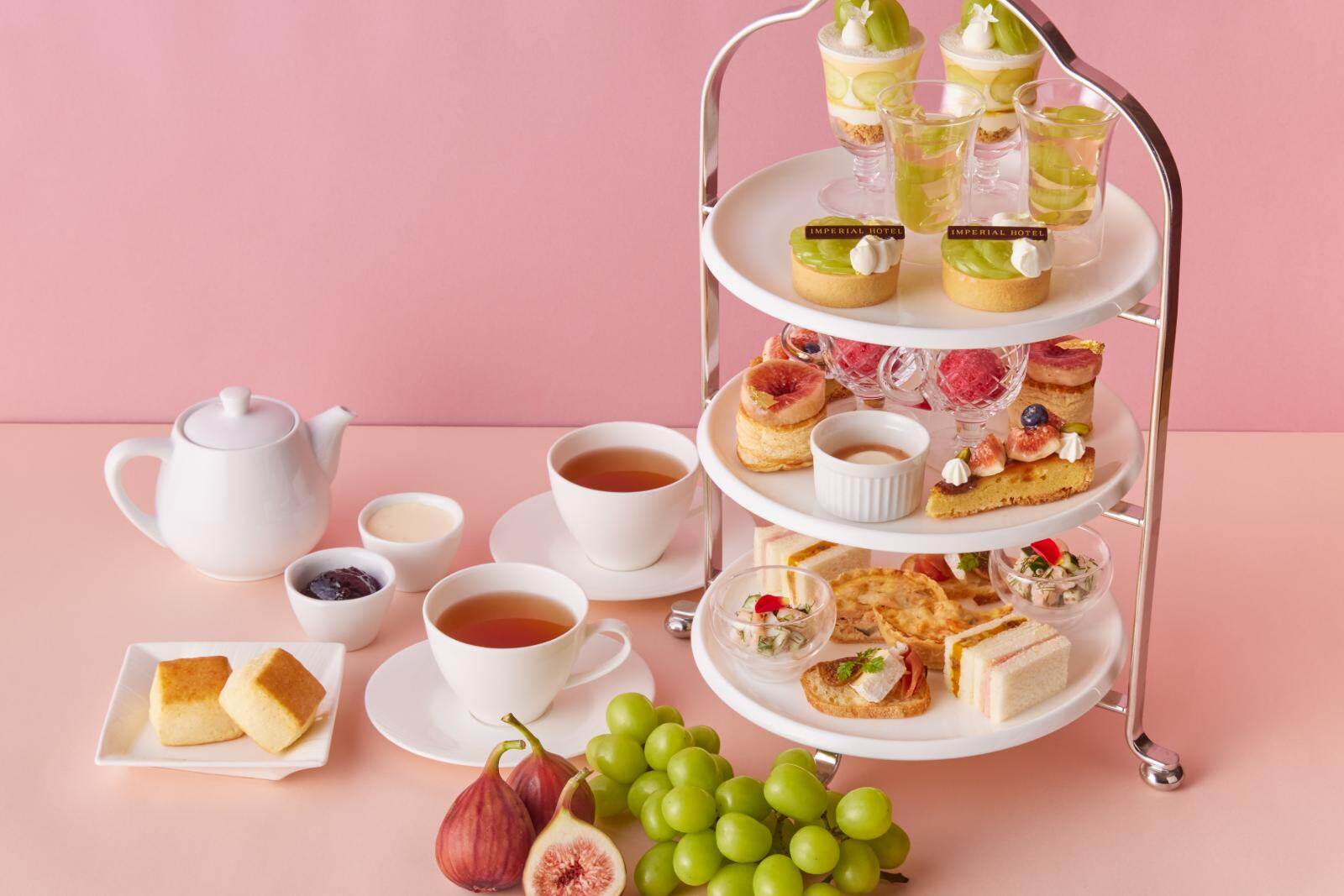 帝国ホテル 大阪「いちじくとマスカットのアフタヌーンティー」“プチプチ食感”いちじくタルトなど