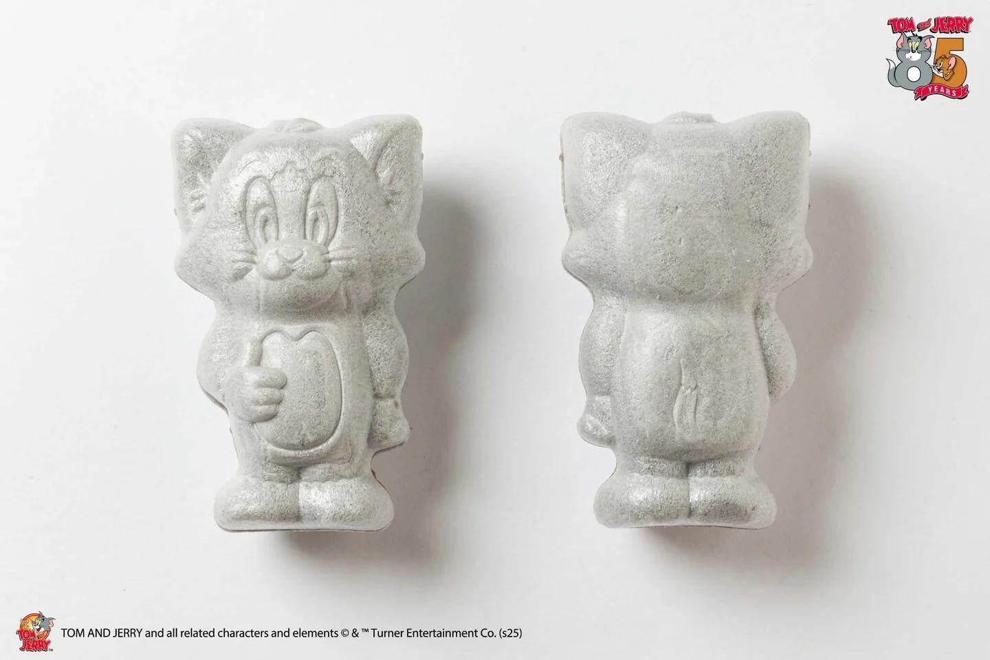 「トムとジェリー」の“まるでフィギュア”な最中、チョコ＆チーズ餡をたっぷり詰めた2種｜写真6