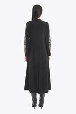 ミューラル、クリムト《接吻》着想の刺繍レースドレス＆“まるで花束”花柄刺繍のバッグ｜写真17