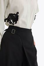 ミューラル、クリムト《接吻》着想の刺繍レースドレス＆“まるで花束”花柄刺繍のバッグ｜写真34