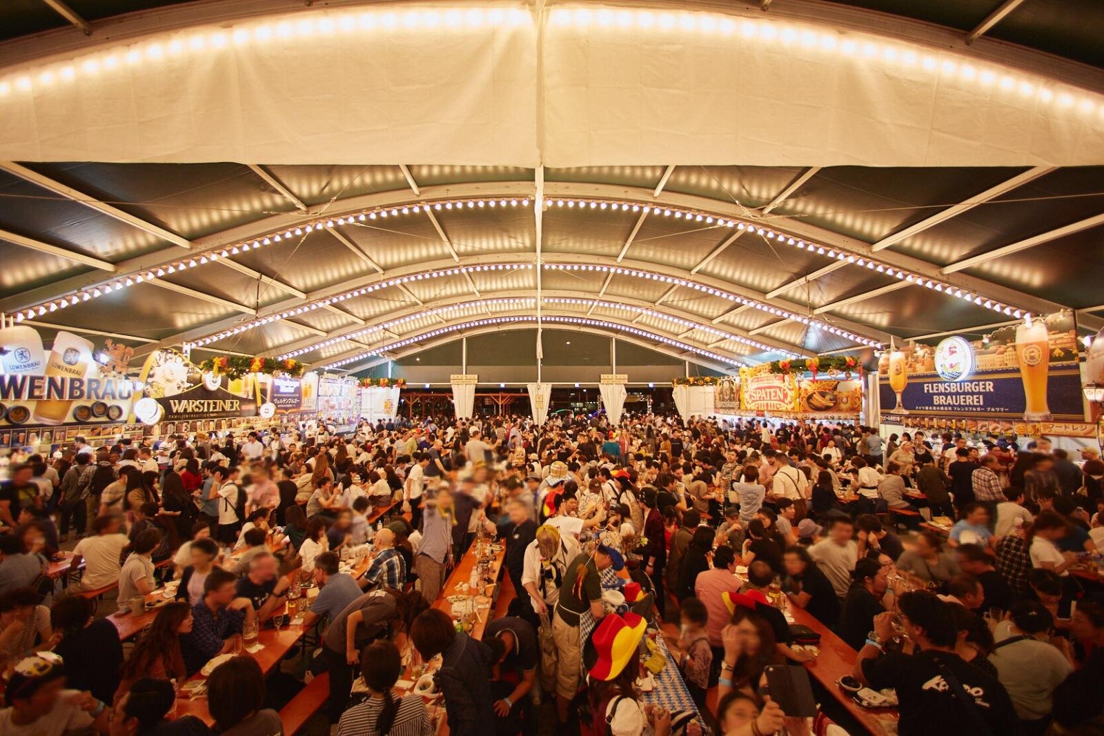 横浜赤レンガ倉庫「横浜オクトーバーフェスト 2025」約100種のビール＆ドイツフード集結｜写真42