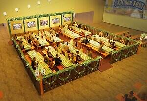 横浜赤レンガ倉庫「横浜オクトーバーフェスト 2025」約100種のビール＆ドイツフード集結｜写真36