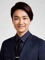 舞台『大地の子』激動の時代を生きる“戦争孤児の半生”明治座で、井上芳雄×奈緒×上白石萌歌×栗山民也｜写真8