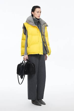 ジェイエヌビーワイ(JNBY) 2025-26年秋冬ウィメンズコレクション  - 写真15