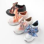 ダイアナ“名画モチーフ”シューズ＆バッグ、モネ《睡蓮》やゴッホ《ばら》から着想｜写真8