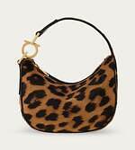 フェラガモ(Ferragamo) ハグ｜写真4