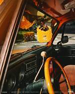 ”モップ生地”目玉付きハンドバッグ、ザ スタンド フール ソー グッズで｜写真9