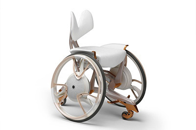 ソマルタ廣川玉枝×ヤマハ、コラボ車いす「タウルス」発表 - 機械を超えた、パートナー