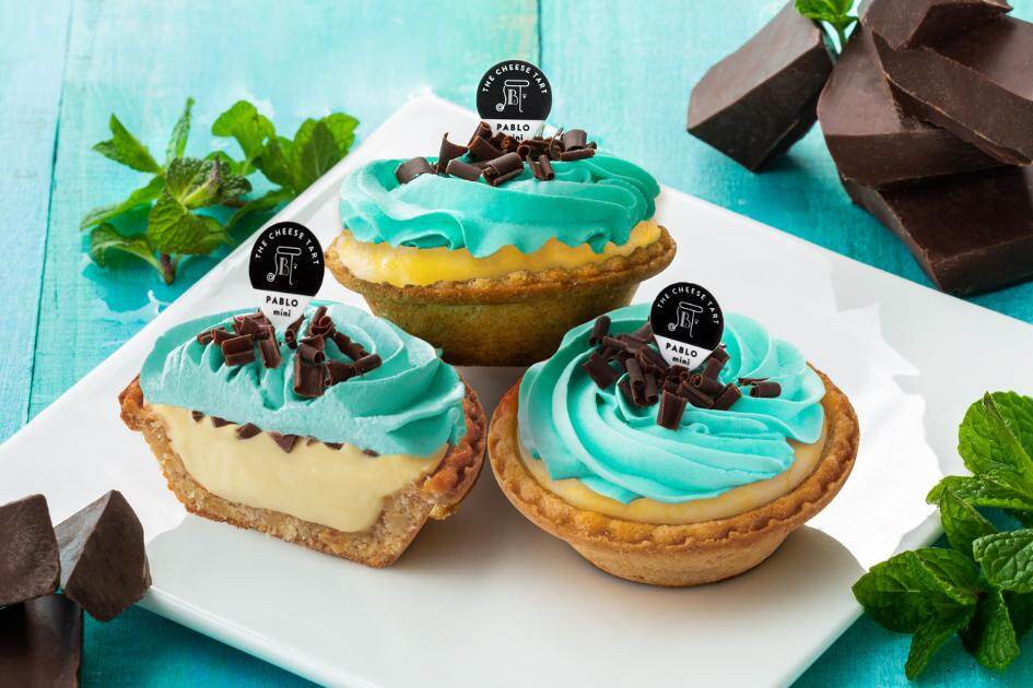 パブロミニ「チョコミント」チーズタルト、ミントホイップにたっぷりチョコチップ