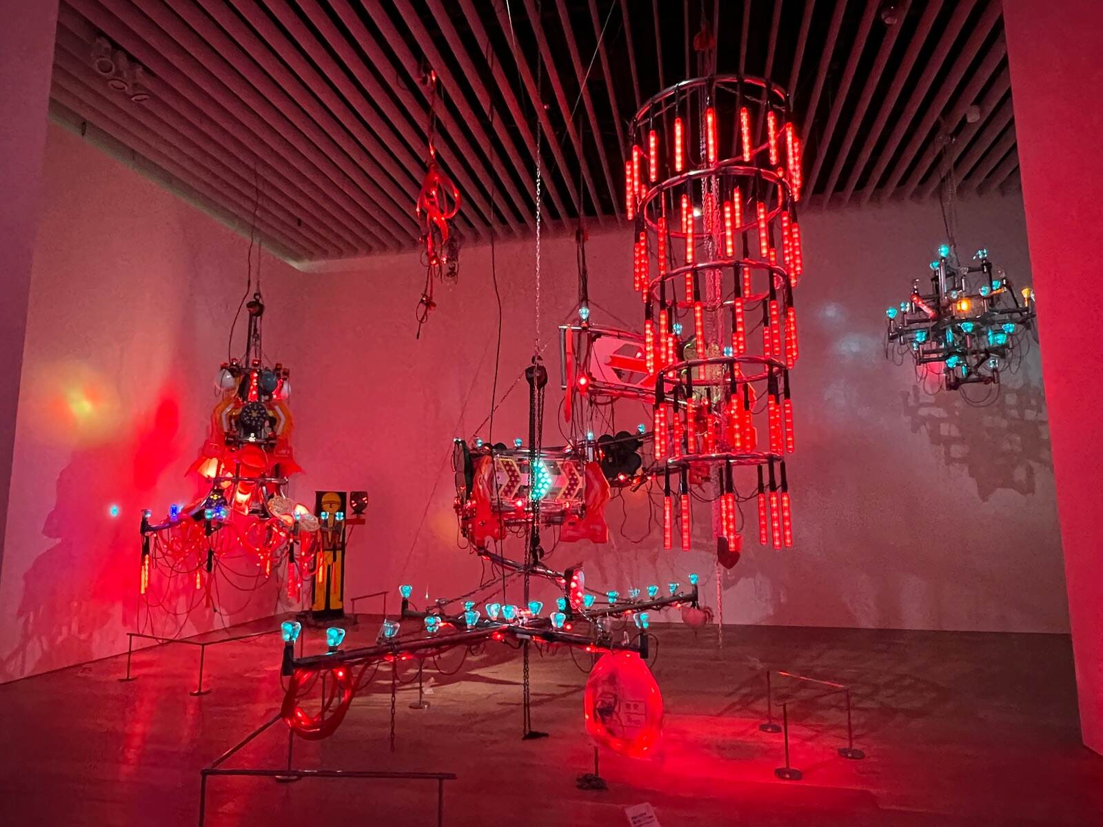 SIDE CORE / EVERYDAY HOLIDAY SQUAD 《rode work ver. tokyo》 2018/2022年 Photo: KIOKU Keizo