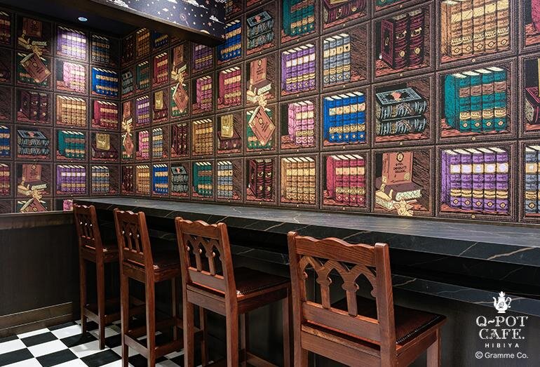 Q-pot CAFE.2号店が東京・日比谷に、“劇場”テーマのすみれ色アフタヌーンティー＆パフェ｜写真33