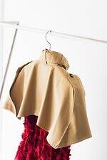 ミューラル“水面に散り敷く花々のように”パッチワーク刺繍のドレスができるまで、素材に込めた思いを探る｜写真12