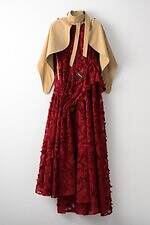 ミューラル“水面に散り敷く花々のように”パッチワーク刺繍のドレスができるまで、素材に込めた思いを探る｜写真5