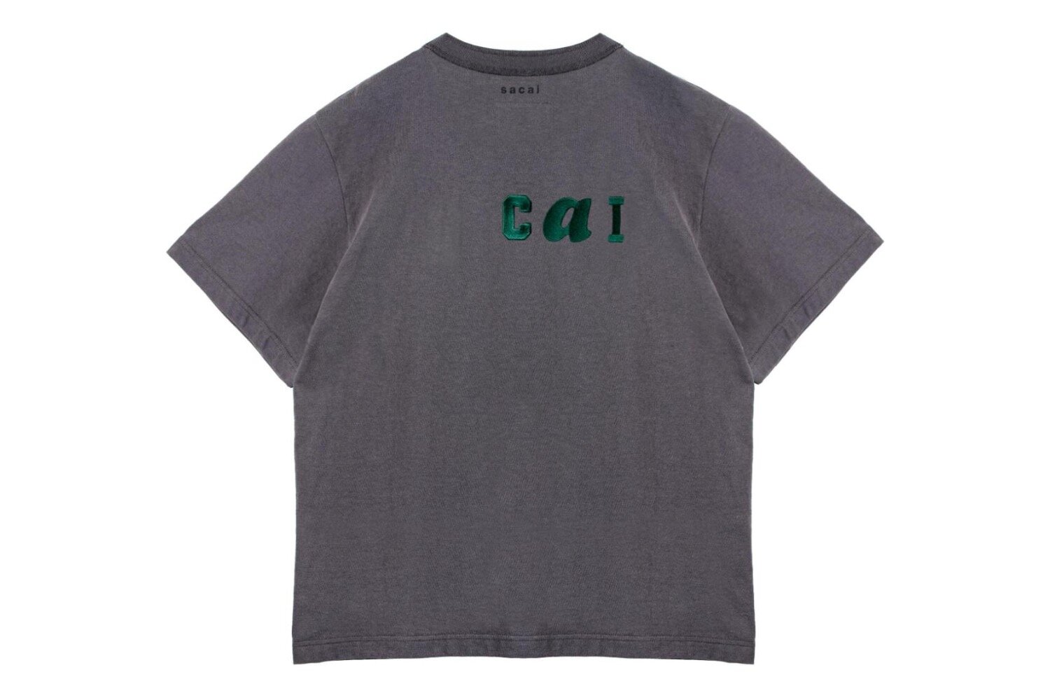 sacai『エー マガジン キュレーテッド バイ サカイ』“ブルーの