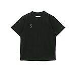 sacai“ロゴの一部が浮かび上がる”刺繍半袖Tシャツ、ドーバー銀座限定で｜写真3