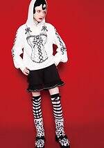 ミルク(MILK) 鏡の国のアリス｜写真21