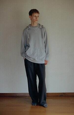 ワンダールーム・エッセ(WONDER ROOM ESSE) 2026年春夏ウィメンズ&メンズコレクション  - 写真2