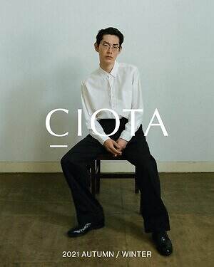 シオタ(CIOTA) 2021-22年秋冬ウィメンズ&メンズコレクション  - 写真2