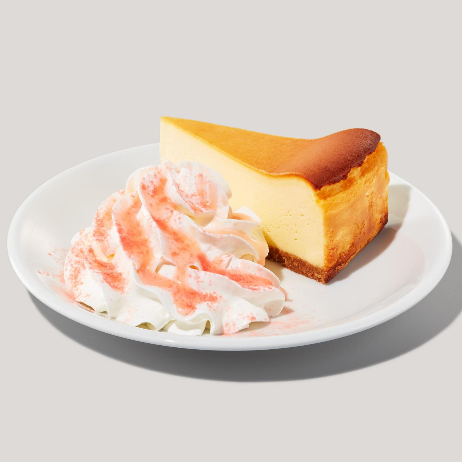 へブンリー ピーチ ニューヨークチーズケーキ 565円※店内利用のみ 