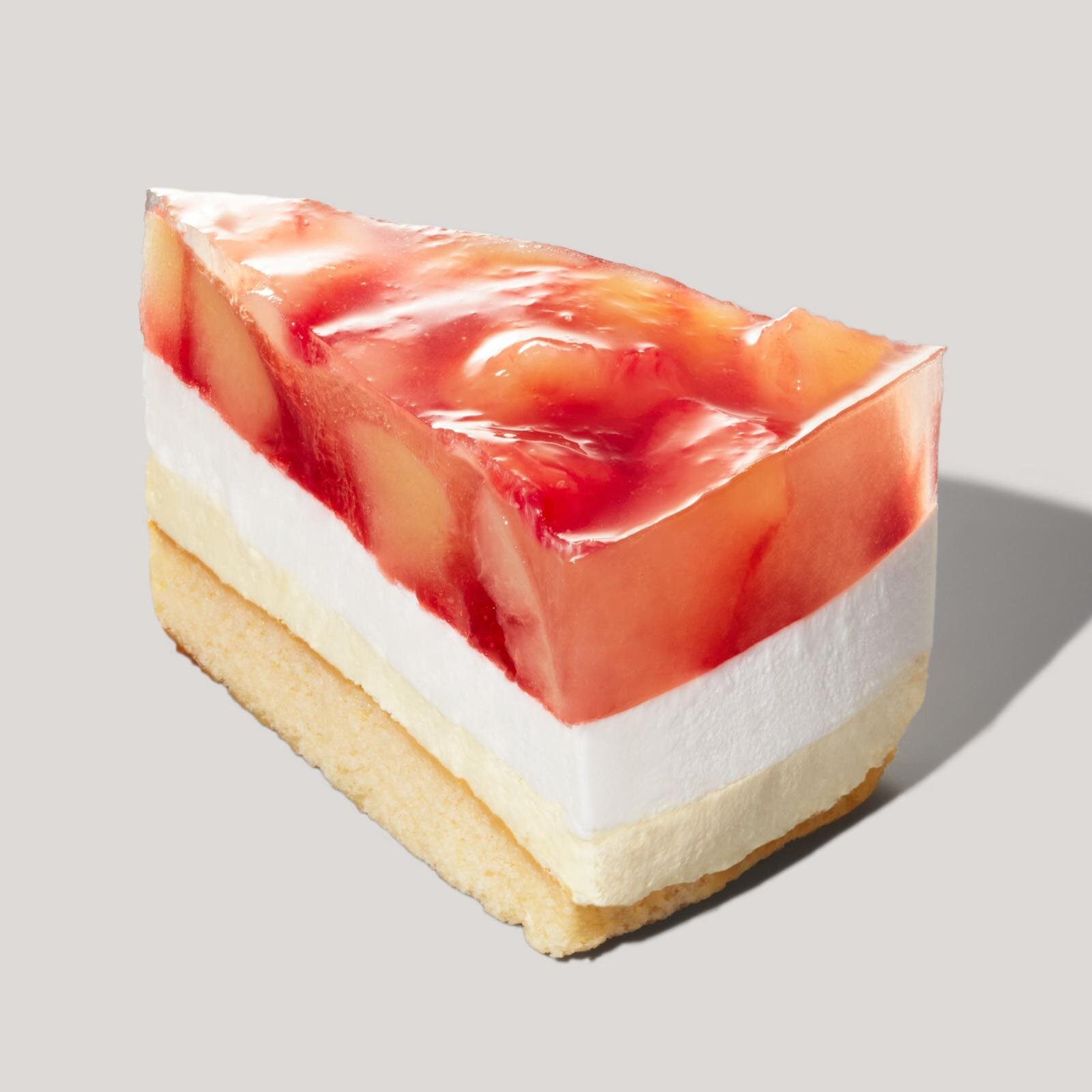 ピーチ＆ミルクケーキ 580円