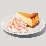 スターバックス夏スイーツ第4弾は“桃尽くし”！ピーチソース＆ホイップで味わうワッフルとチーズケーキ｜写真3