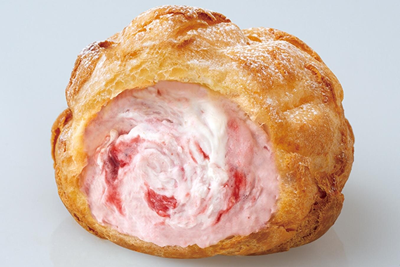 ビアードパパ「ストロベリーチーズケーキ」