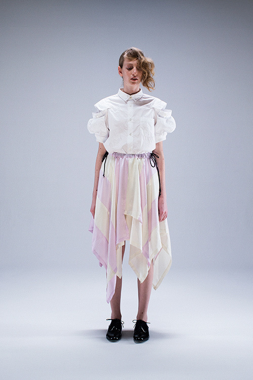 ミヤオ 15春夏コレクション 構築的なシルエットが生み出す ミステリアスな遊び心 ファッションプレス