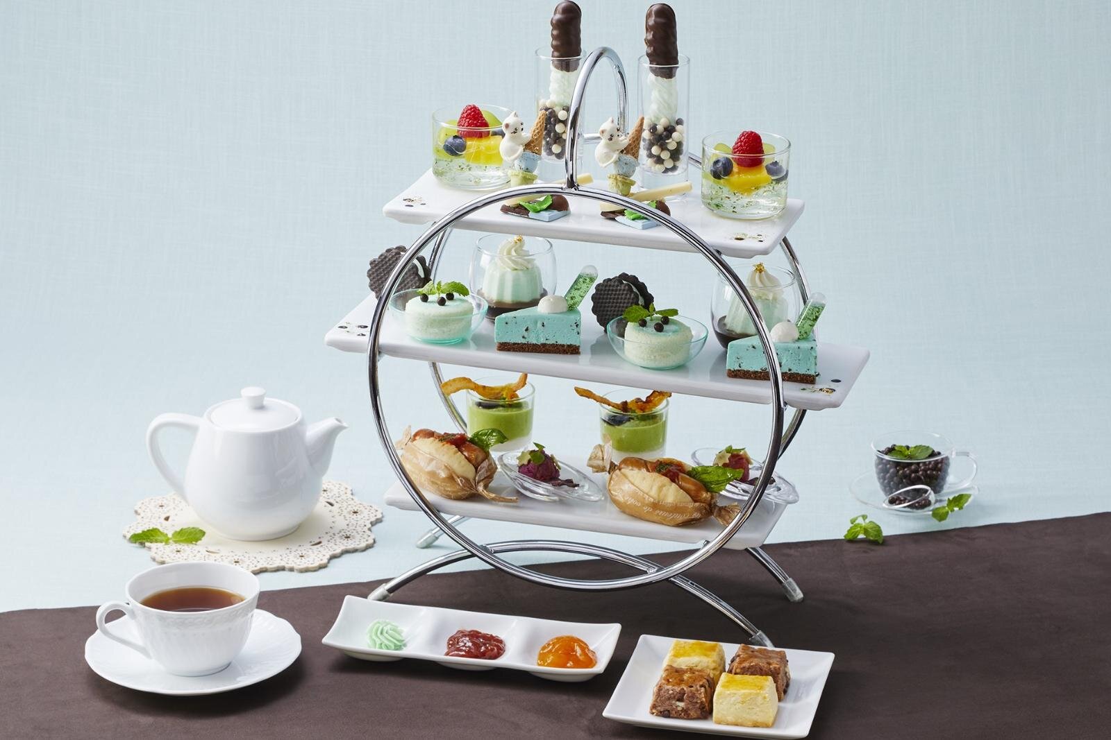 サラダ｜ロイヤルパークホテル「チョコミントアフタヌーンティー」爽やかチョコミントアイスやレアチーズケーキなど