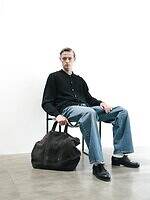 セブンバイセブン”ダークブラウン”スエードのトートバッグ、アーバンリサーチ限定で｜写真1