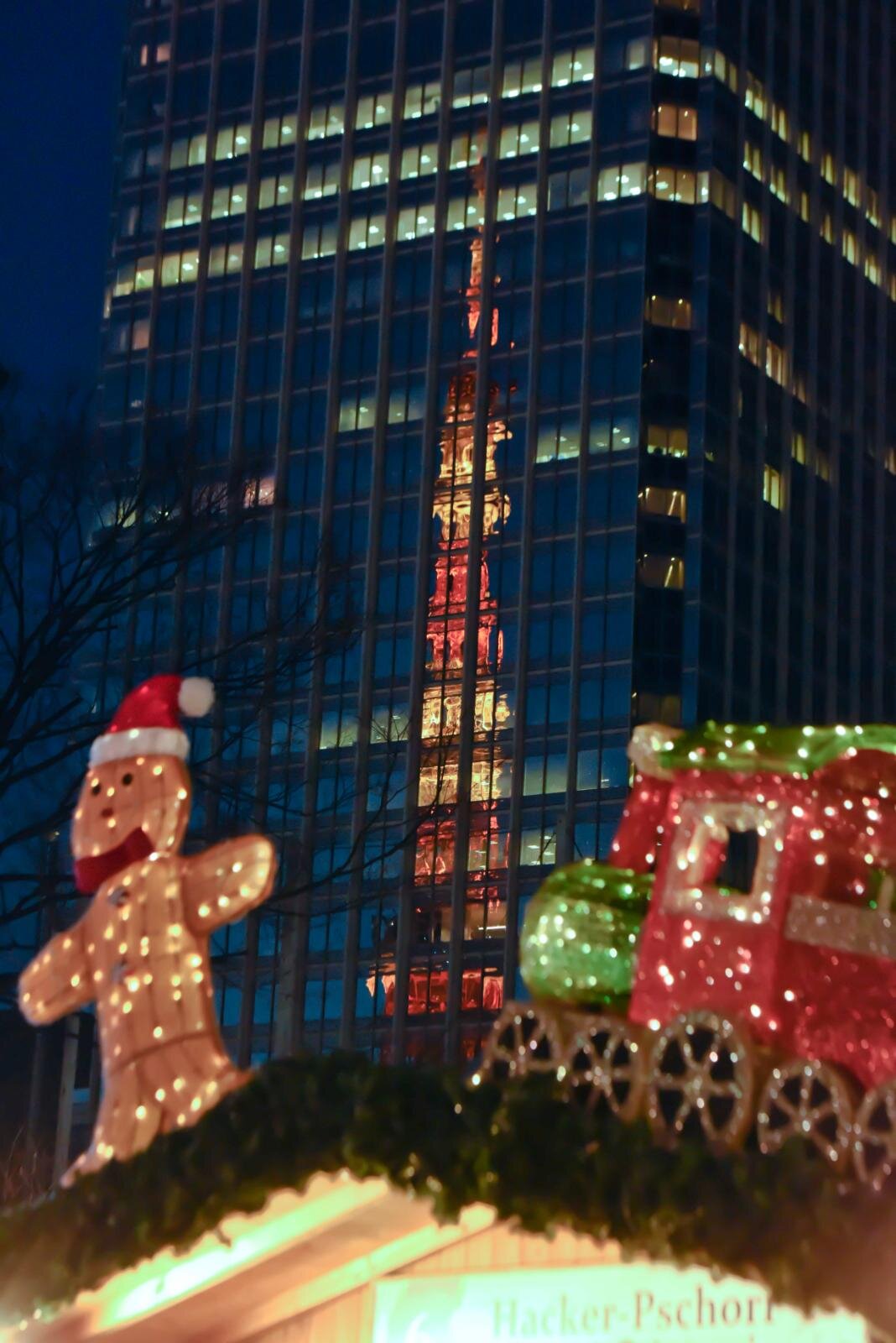 神宮外苑・芝公園で「東京クリスマスマーケット2025」巨大クリスマスピラミッドが登場｜写真28
