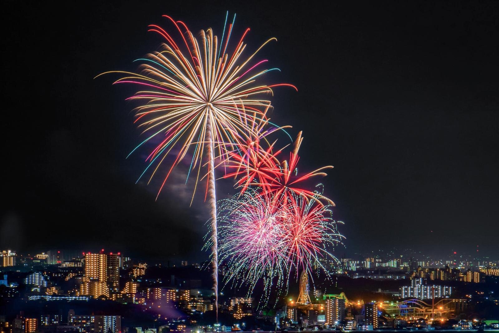 野外イベント｜大阪「水都くらわんか花火大会」約5,000発の花火＆関西最大規模ドローンショー
