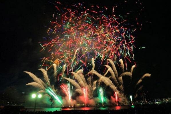 「なにわ淀川花火大会 2025」大阪市淀川区で開催、秋の夜空を彩る国内屈指の花火ショー
