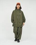 フレッシュサービスの“旅”アイテム、ネックピロー内蔵スウェットやエースのキャリーケース｜写真12