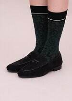 キワンダ“宇宙や神々の愛”着想25年秋冬ソックス、流れ星走るニーハイ＆可憐ないちご柄シアーソックス｜写真30