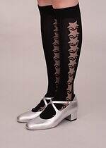 キワンダ“宇宙や神々の愛”着想25年秋冬ソックス、流れ星走るニーハイ＆可憐ないちご柄シアーソックス｜写真8