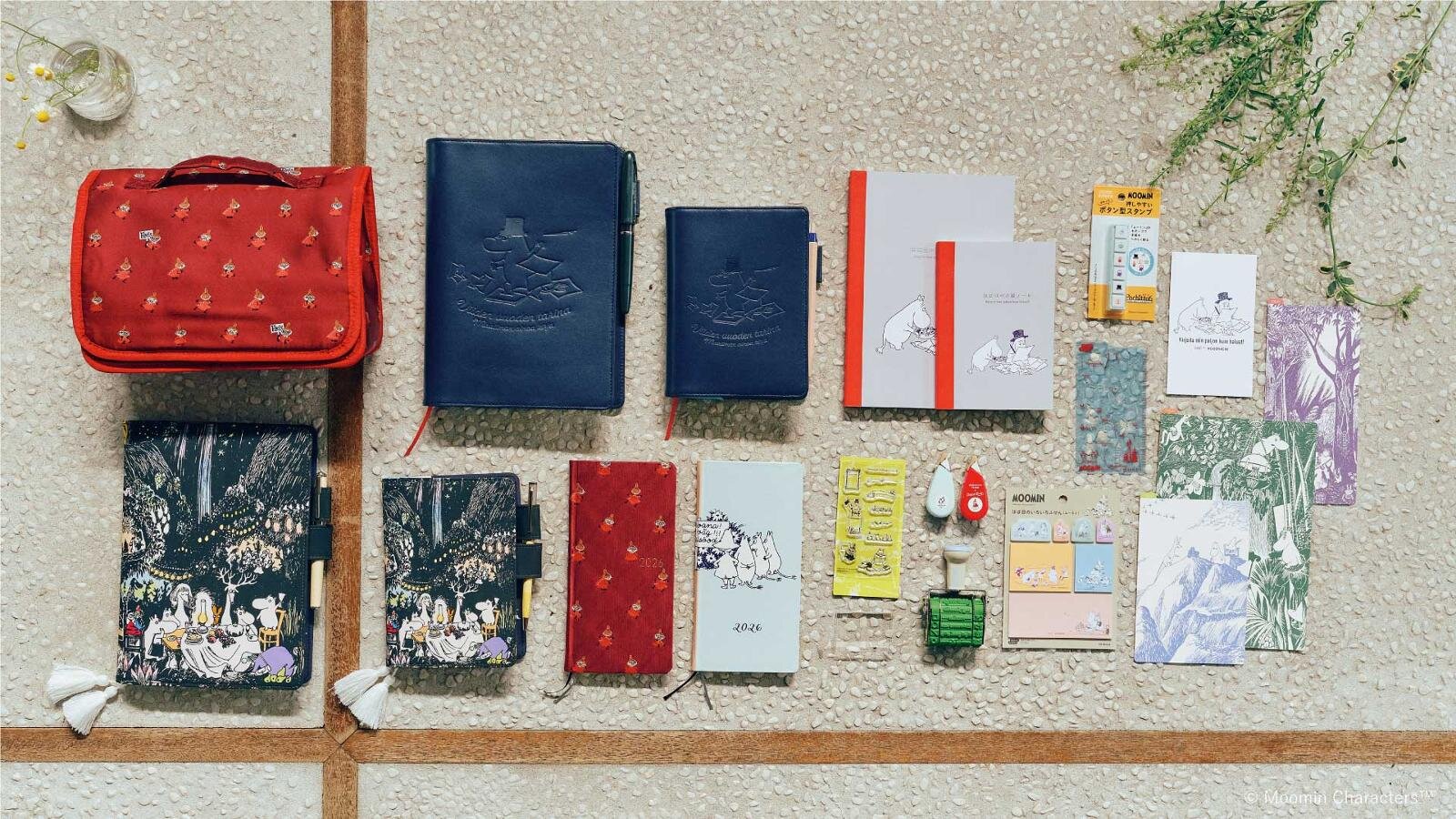 「ほぼ日手帳2026」ムーミン一家やリトルミイをデザインした新作手帳＆手帳カバー｜写真1