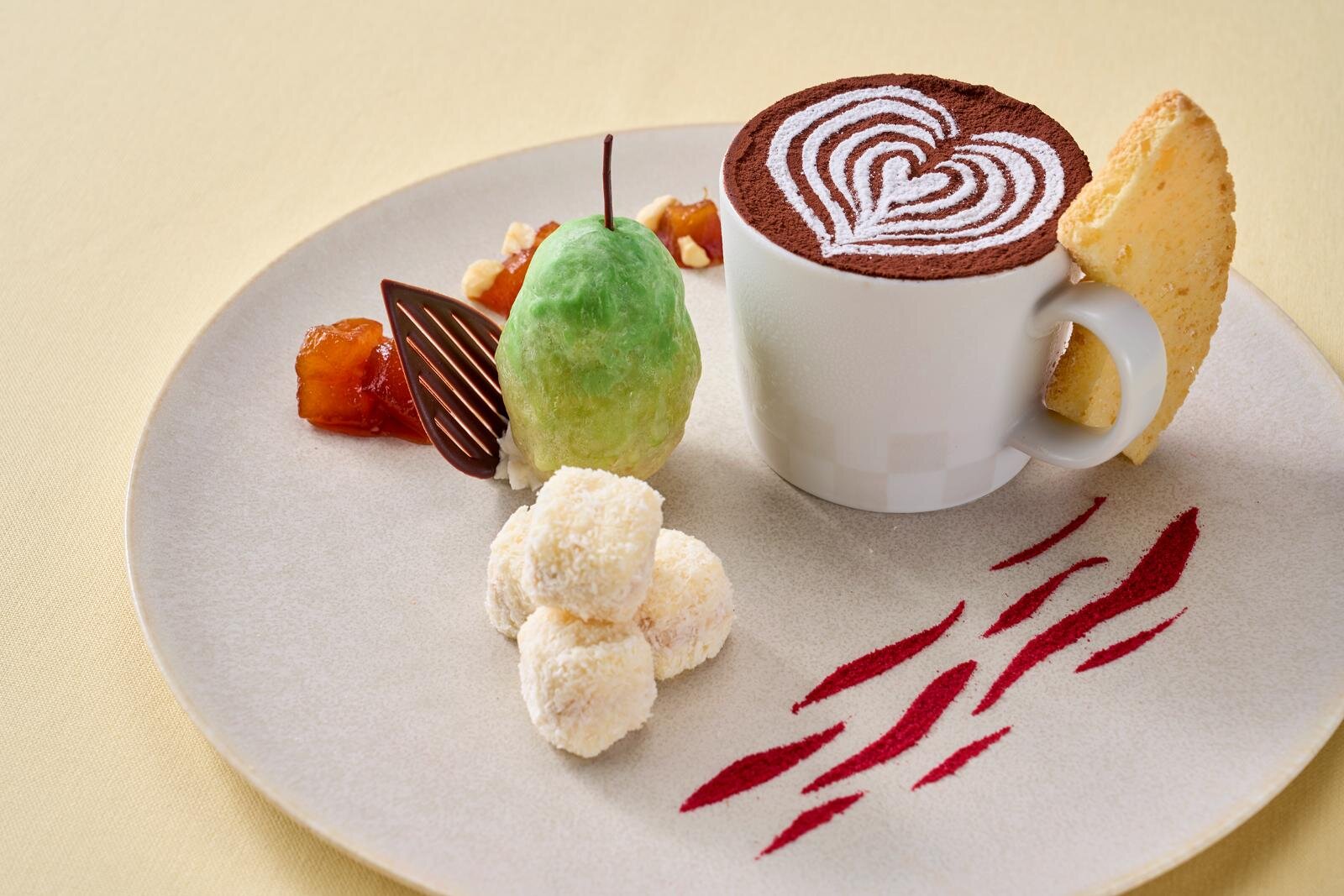 「ポーズ ドトンヌ」2,530円、ドリンク付 3,036円(コーヒー、紅茶またはカモミールティー)