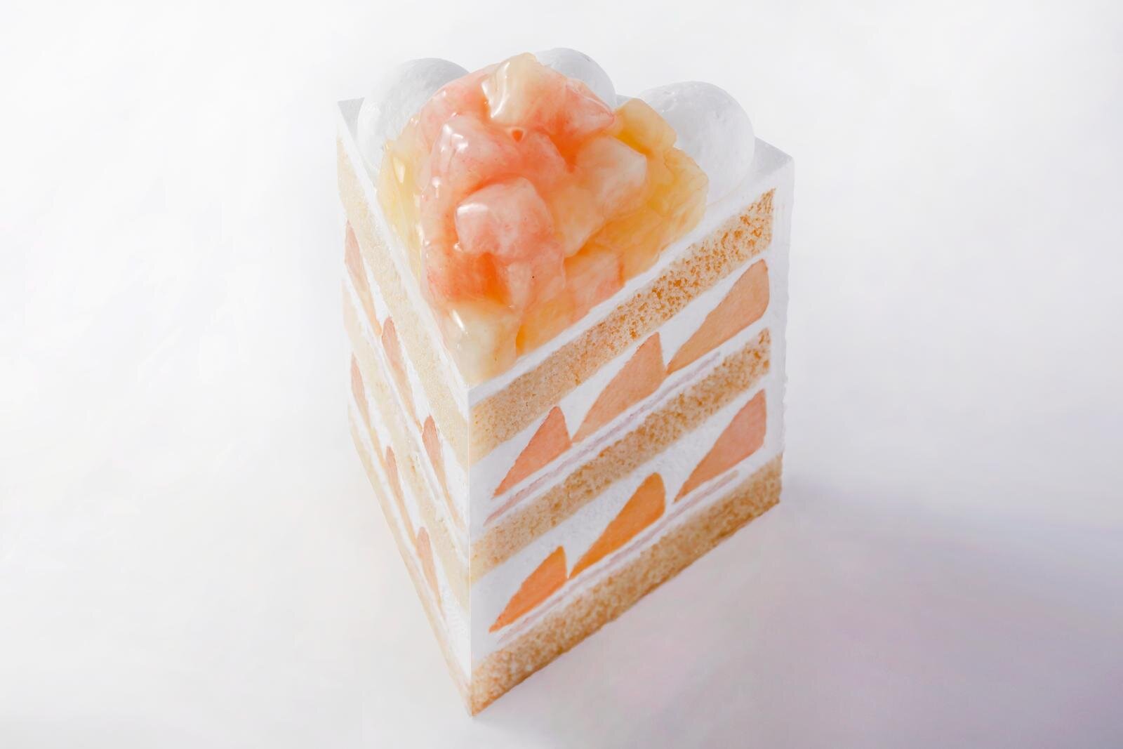 ヨーグルト｜ホテルニューオータニ濃厚桃まるごと使用「新エクストラスーパーショートケーキ」＆ロールケーキ