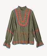 ミュベール“壁紙着想”小花柄ワンピース＆レース襟付きワークジャケット｜写真4