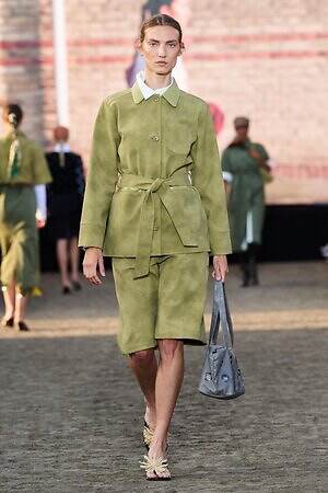 バウム ウンド ヘルガーテン(BAUM UND PFERDGARTEN) 2026年春夏ウィメンズ&メンズコレクション  - 写真9