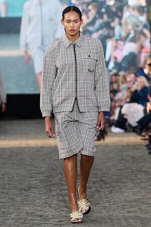 バウム ウンド ヘルガーテン(BAUM UND PFERDGARTEN) 2026年春夏ウィメンズ&メンズコレクション  - 写真19