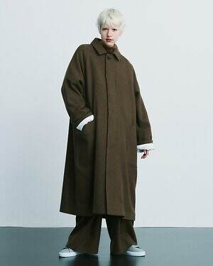 エイトン(ATON) 2021-22年秋冬ウィメンズ&メンズコレクション  - 写真1