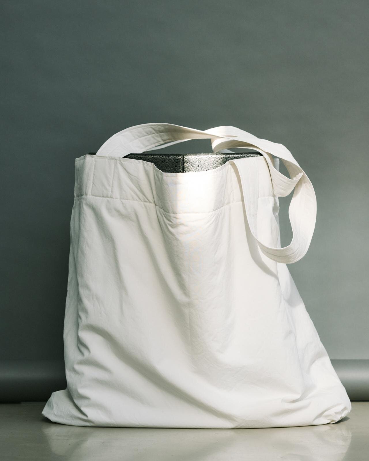 エイトン(ATON) 2022-23年秋冬ウィメンズ&メンズコレクション  - 写真16