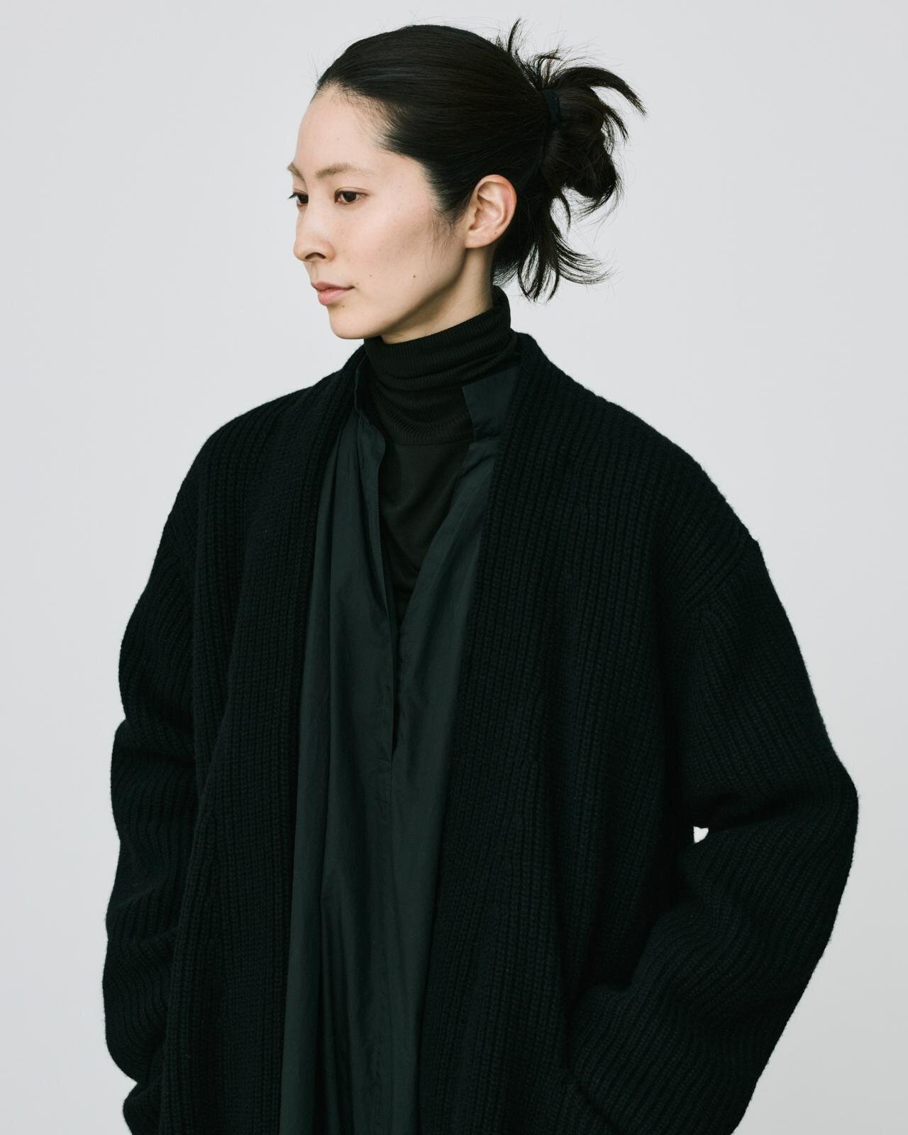 エイトン(ATON) 2022-23年秋冬ウィメンズ&メンズコレクション  - 写真32