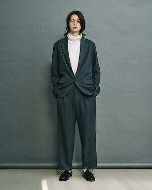 エイトン(ATON) 2022-23年秋冬ウィメンズ&メンズコレクション  - 写真14