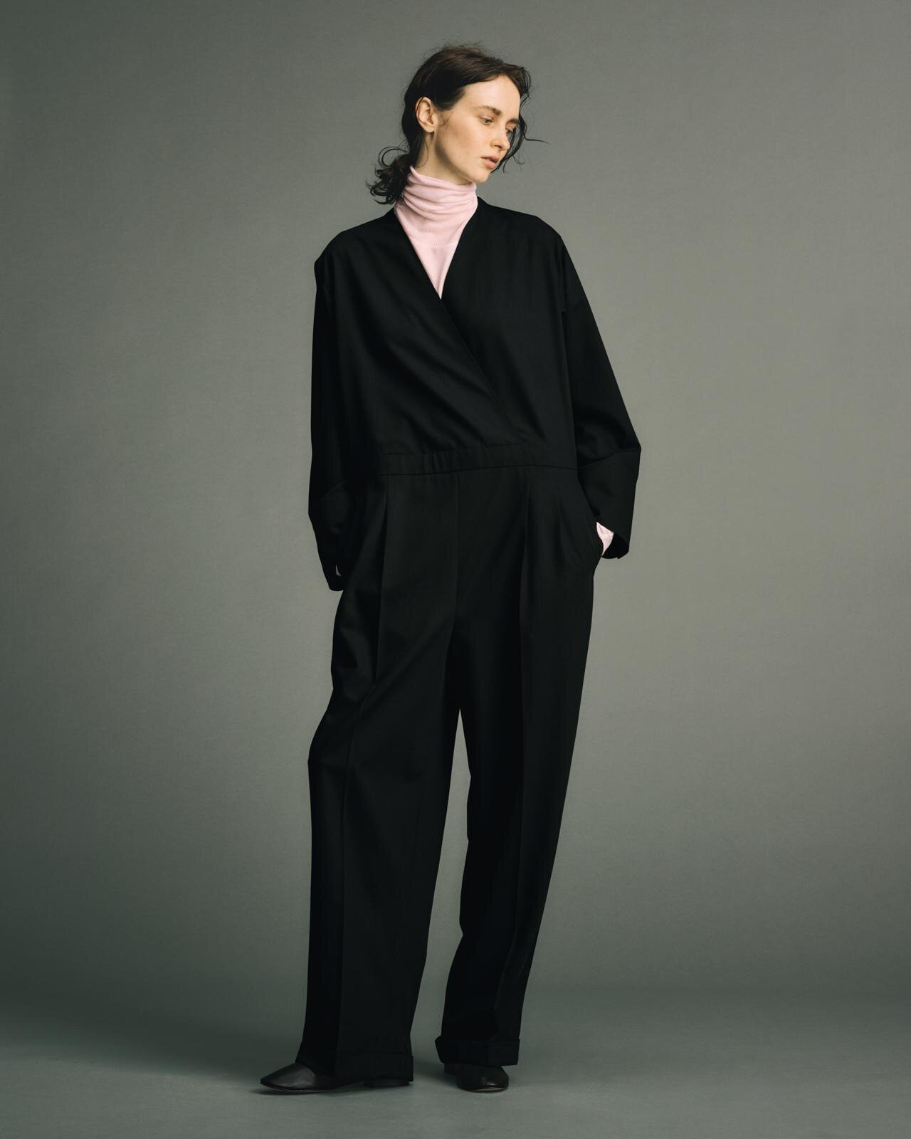 エイトン(ATON) 2024-25年秋冬ウィメンズ&メンズコレクション  - 写真14