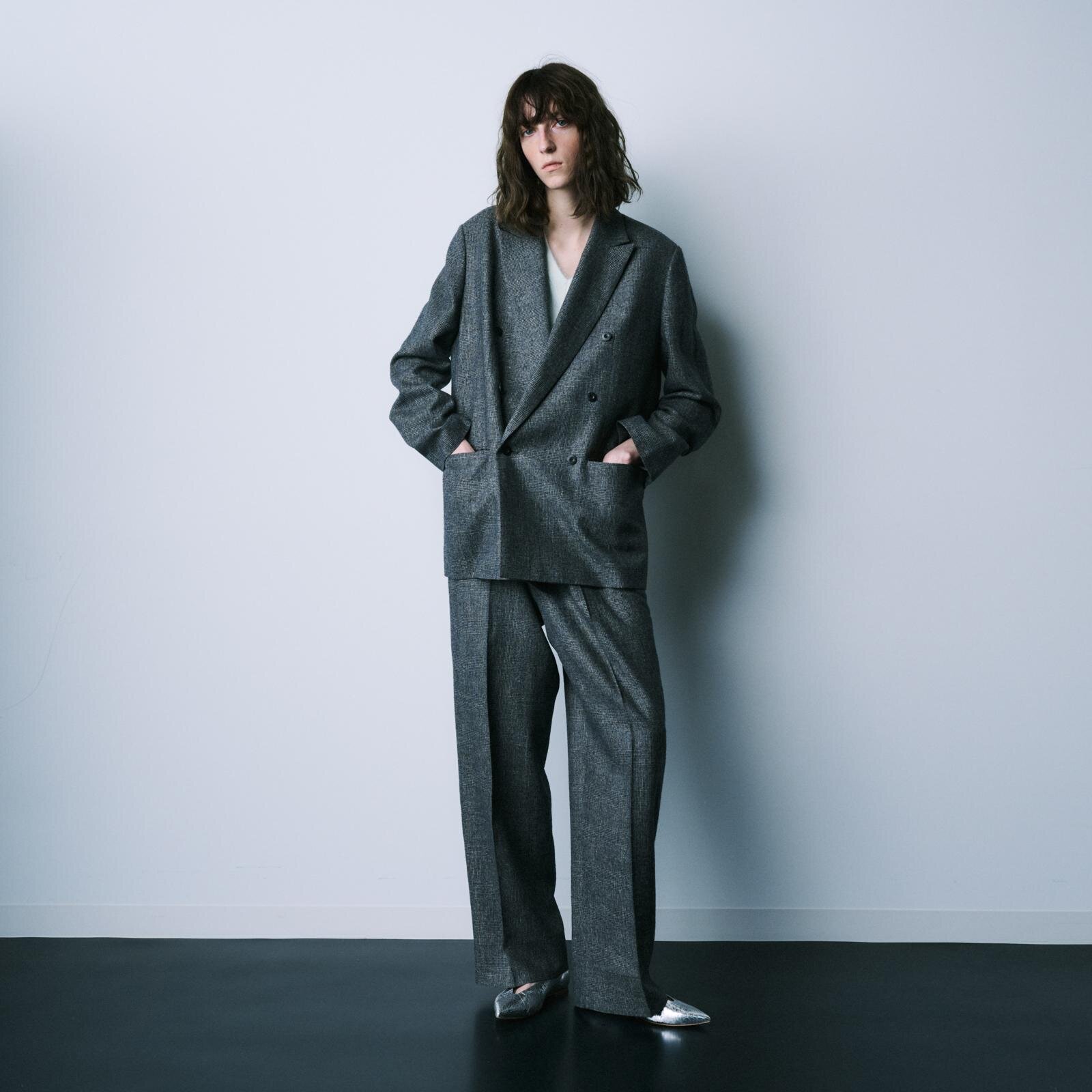 エイトン(ATON) 2025-26年秋冬ウィメンズ&メンズコレクション  - 写真15